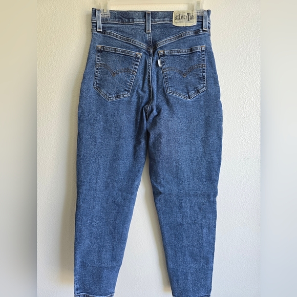 Levi's Women's Blue Jeans - Picture 2 of 8